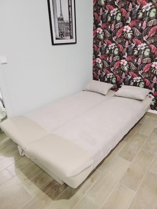 Family Flat Stade De France Airport Cdg Le Bourget "Appart'7" بيارفيت-سور-سين المظهر الخارجي الصورة